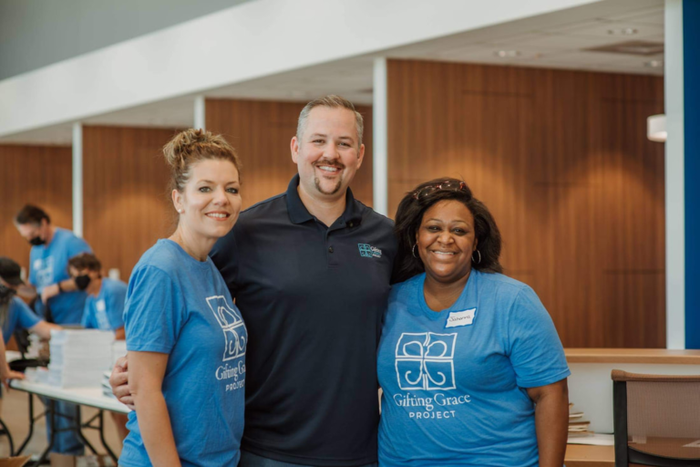 Gifting Grace Project volunteers