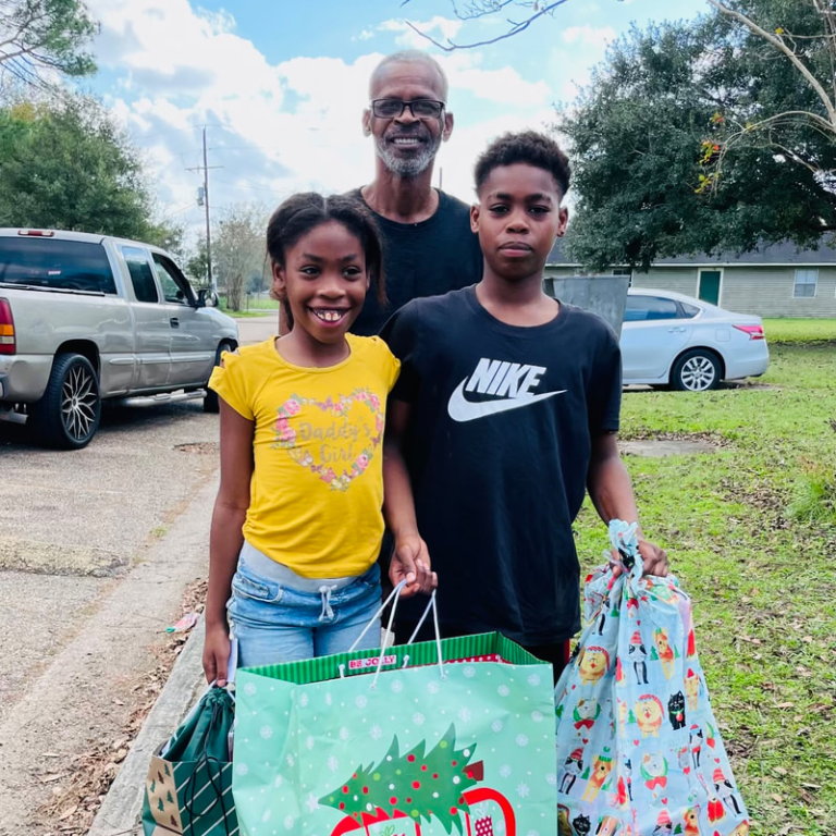 Gifting Grace Project volunteers serving children across Acadiana